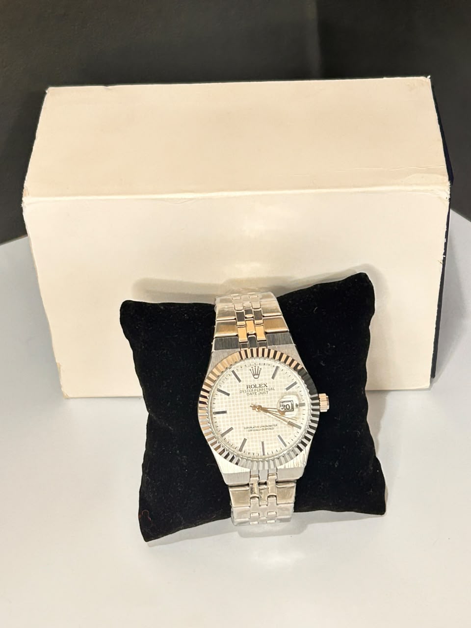 ROLEX Silver luxury watch